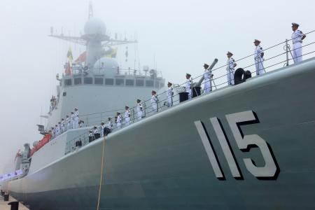 合同演習:中露海軍が始める 極東ウラジオ沖日本海で