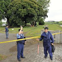 大木で雨宿り中に直撃 東京の落雷で１人死亡、２人が負傷