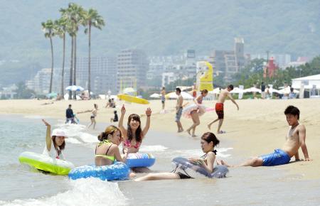 群馬・館林で３９・５度 暑い！１４０地点で３５度以上