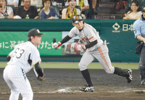 原監督の「神様」矢野が代打で同点打！大逆転！７回一気８点