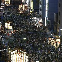 祇園祭:山鉾巡行 「コンチキチン」と都大路を行く 京都