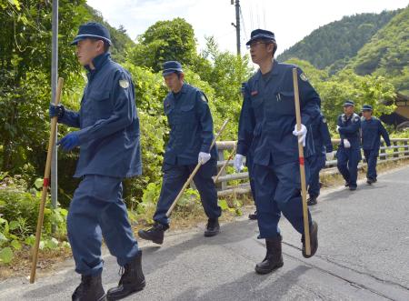 放火と１人殺害容疑、集落の男を逮捕 山口５人殺害事件