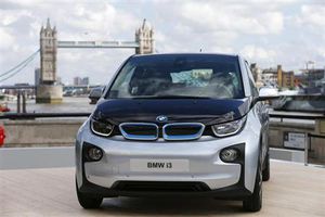 独ＢＭＷ、電気自動車「ｉ３」で意味のあるシェア目指す