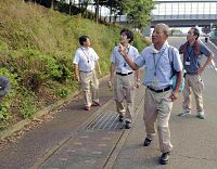 サルに生徒ら３人かまれる 富士市