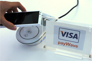 三井住友カードら、スマホ使った非接触IC決済サービス「Visa payWave」