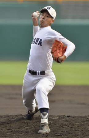 【夏の甲子園】日川、３発で箕島下し聖地初勝利