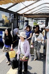 きょうも大変な混雑でした 飛行機・新幹線・高速道