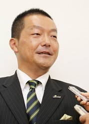 大阪維新の会:堺市長選に西林氏擁立 竹山市長と対決へ