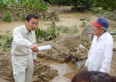 民主・大畠氏:首相のゴルフを批判 豪雨被害の視察に訪れ