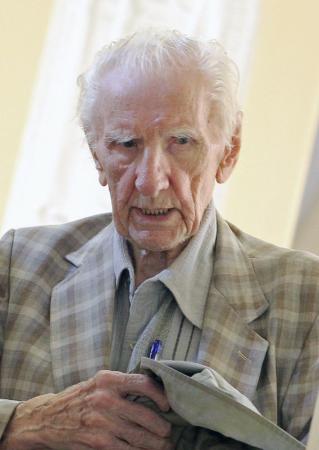 98歳のナチス大物戦犯が死去、ハンガリーで昨年拘束