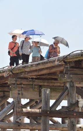 大阪・伊丹空港で３８．９度＝熱中症注意—気象庁