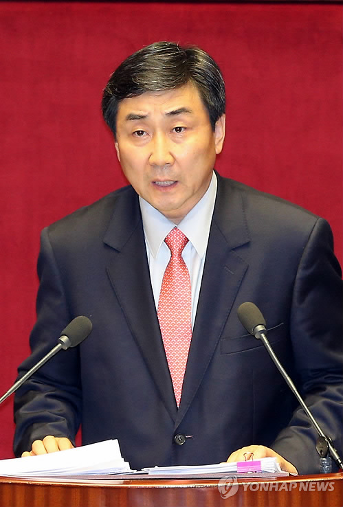 安倍政権非難の韓国議員ら入国 靖国で声明発表予定