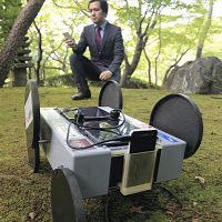 スマホで操作する環境調査用ロボット…早大など