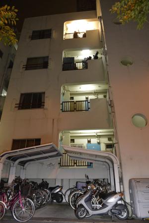 生後4カ月の乳児が自宅マンションで死亡 殺人容疑で捜査 大阪