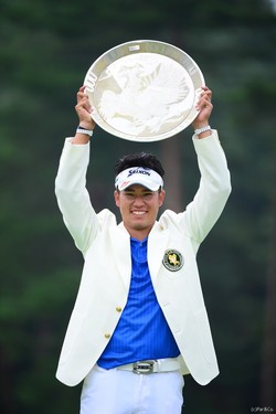 松山英樹、プレーオフ制し今季３勝目…ゴルフ