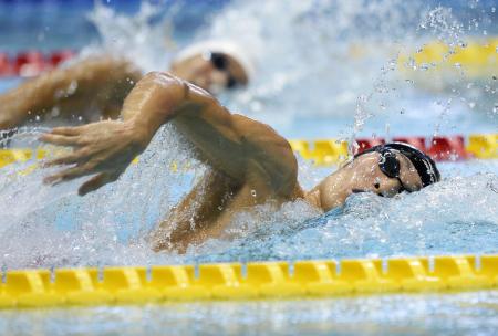 【競泳】萩野、左太ももつっても４００自由形圧勝！