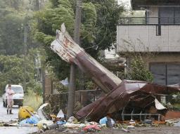 台風１８号:埼玉・熊谷で突風、４３棟で被害 ６人けが