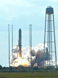 民間宇宙船２機目打ち上げ成功