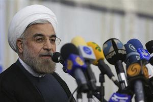 イラン大統領、核兵器開発否定…対立解消に意欲