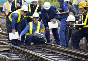 レール幅広がったまま放置 北海道の脱線現場 ほかにも８カ所で