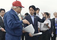 小泉進次郎政務官が被災地視察