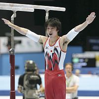 内村航平、平行棒で金メダル…世界体操