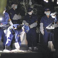 女子高生:自宅前で刺され死亡 ２１歳男逮捕 東京・三鷹