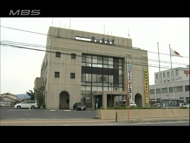 奈良県警:下半身露出しネットに投稿 容疑の巡査を送検