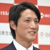 日本生命２選手、ＤｅＮＡ・巨人が１位指名 柿田・小林