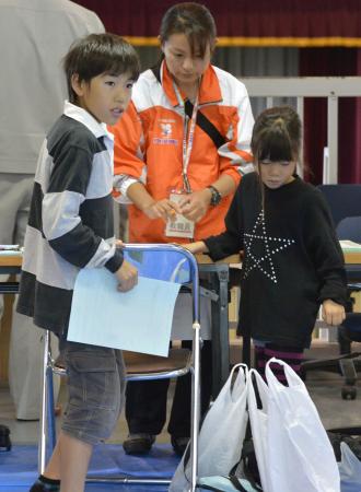 台風２７号:南大東島の北を北東へ進む 高知宮崎で大雨