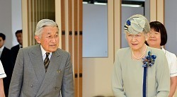 天皇、皇后両陛下:国立ハンセン病療養所菊池恵楓園を視察