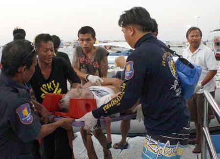 タイで観光船転覆、邦人１人不明