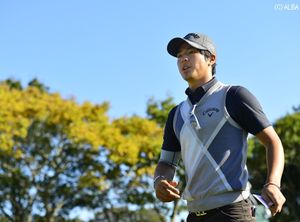 桑原と呉が首位 石川２０位 男子ゴルフ・第２Ｒ