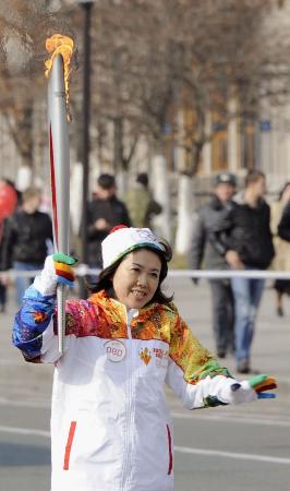 ソチ五輪聖火リレーに日本人登場 ロシア在住の白浜さん