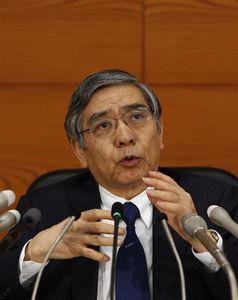 緩和政策「余地ある」＝海外経済、半歩前進－黒田日銀総裁