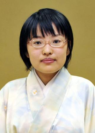 甲斐、里見を破り将棋女流二冠 倉敷藤花戦