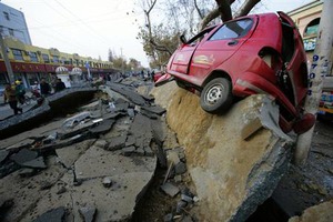 中国パイプライン爆発事故、石油会社関係者ら9人拘束