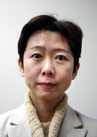 首相、憲政史上初の女性秘書官起用へ 経産省から山田真貴子審議官