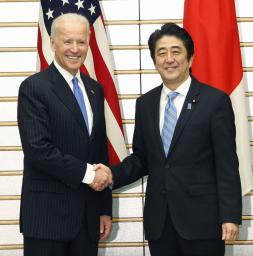 中国防空圏「黙認せず」…安倍・バイデン会談