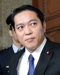 （声）徳田氏は議員辞職すべきだ