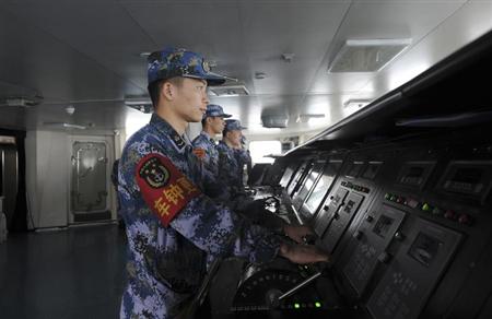 UPDATE 2-中国、南シナ海での米中艦船接近を確認 「適切に対応」と説明