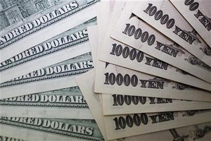 ドル5年2カ月ぶり高値の105.41円、米株崩れなければ一段高も