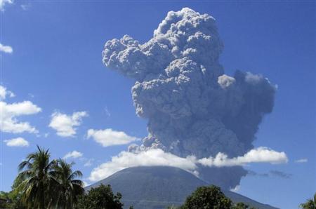 エルサルバドルの火山が噴火、死傷者の報告なし