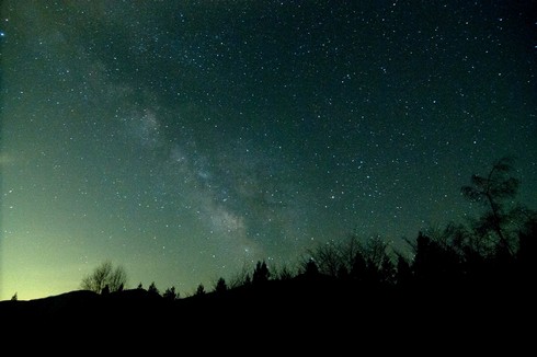「しぶんぎ座流星群」 年始の願い夜空に みさと天文台で観望会 和歌山
