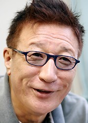 訃報:やしきたかじんさん６４歳＝歌手、タレント