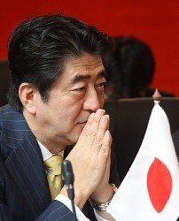 安倍首相:脱原発けん制…都知事選争点化、細川氏念頭に