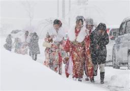 北海道内冷え込み今冬一番 中頓別、枝幸で氷点下２９．５度 後志などで大雪