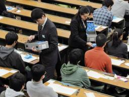 センター試験 初日、大きな混乱なし