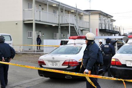 ＳＩＴまで出動 アパート室内で銃声 男確保「もう終わりだ」