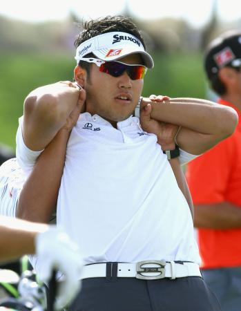 松山が首位と２打差の暫定１０位発進！遼は６５位／米男子